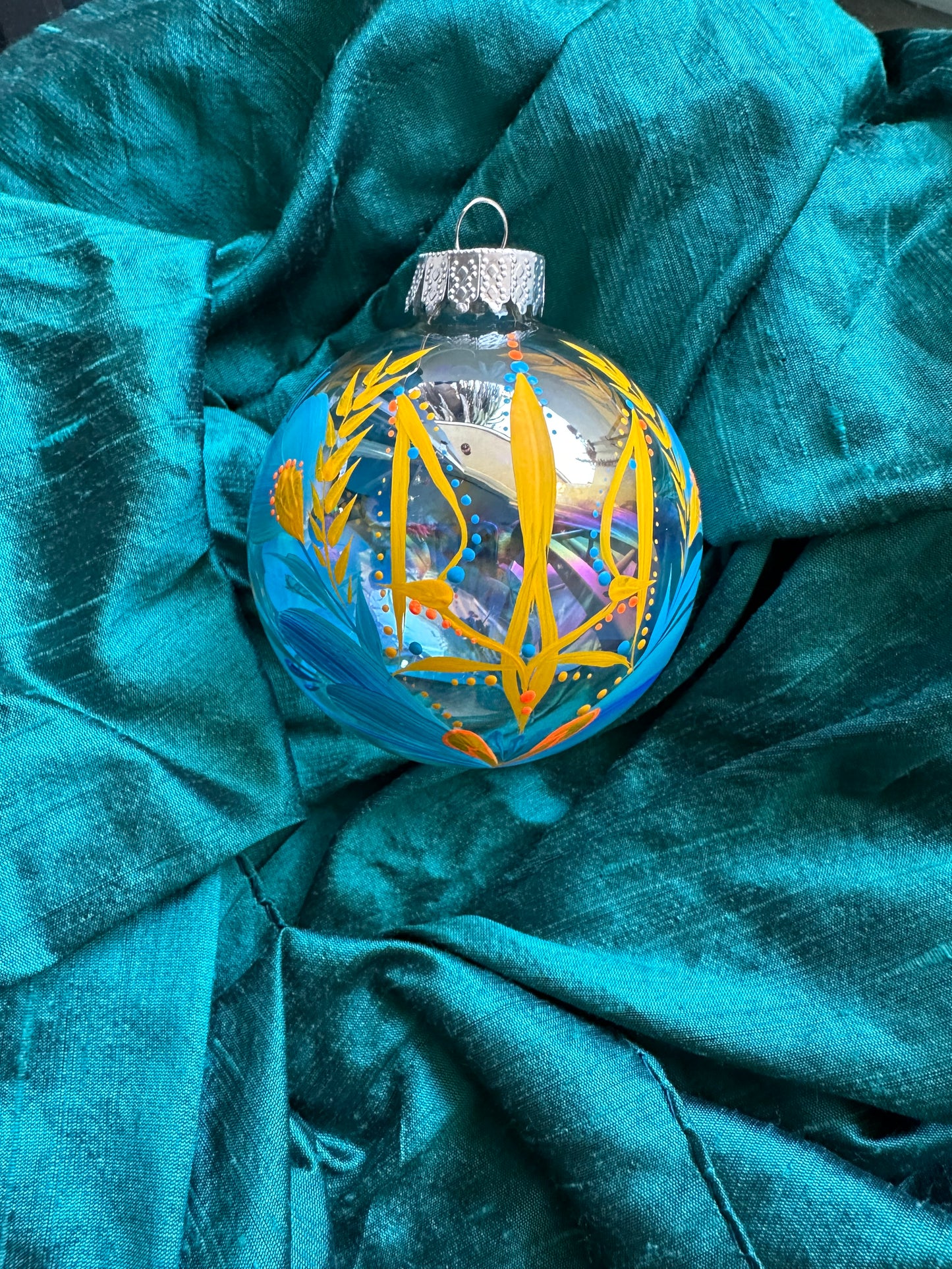 Ornament Blue and Yellow Trident