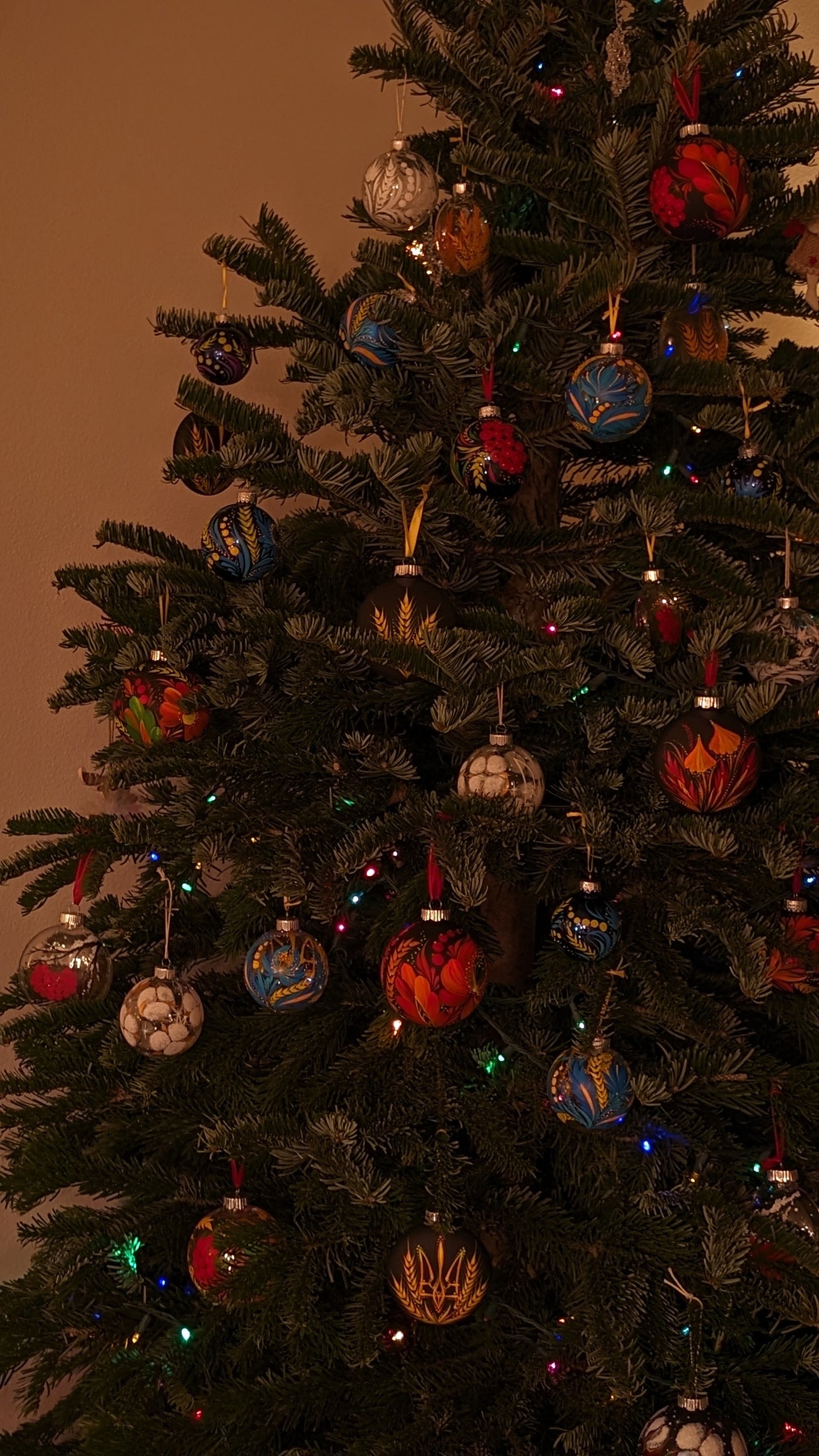 Ornament purple flowers