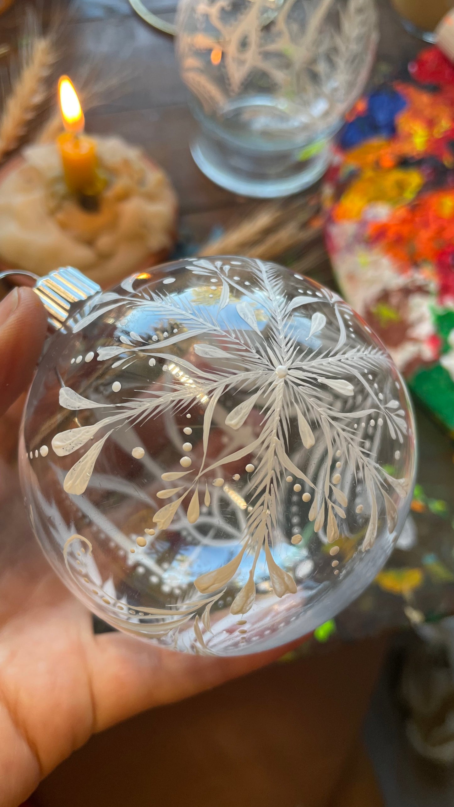 Ornament Trident White