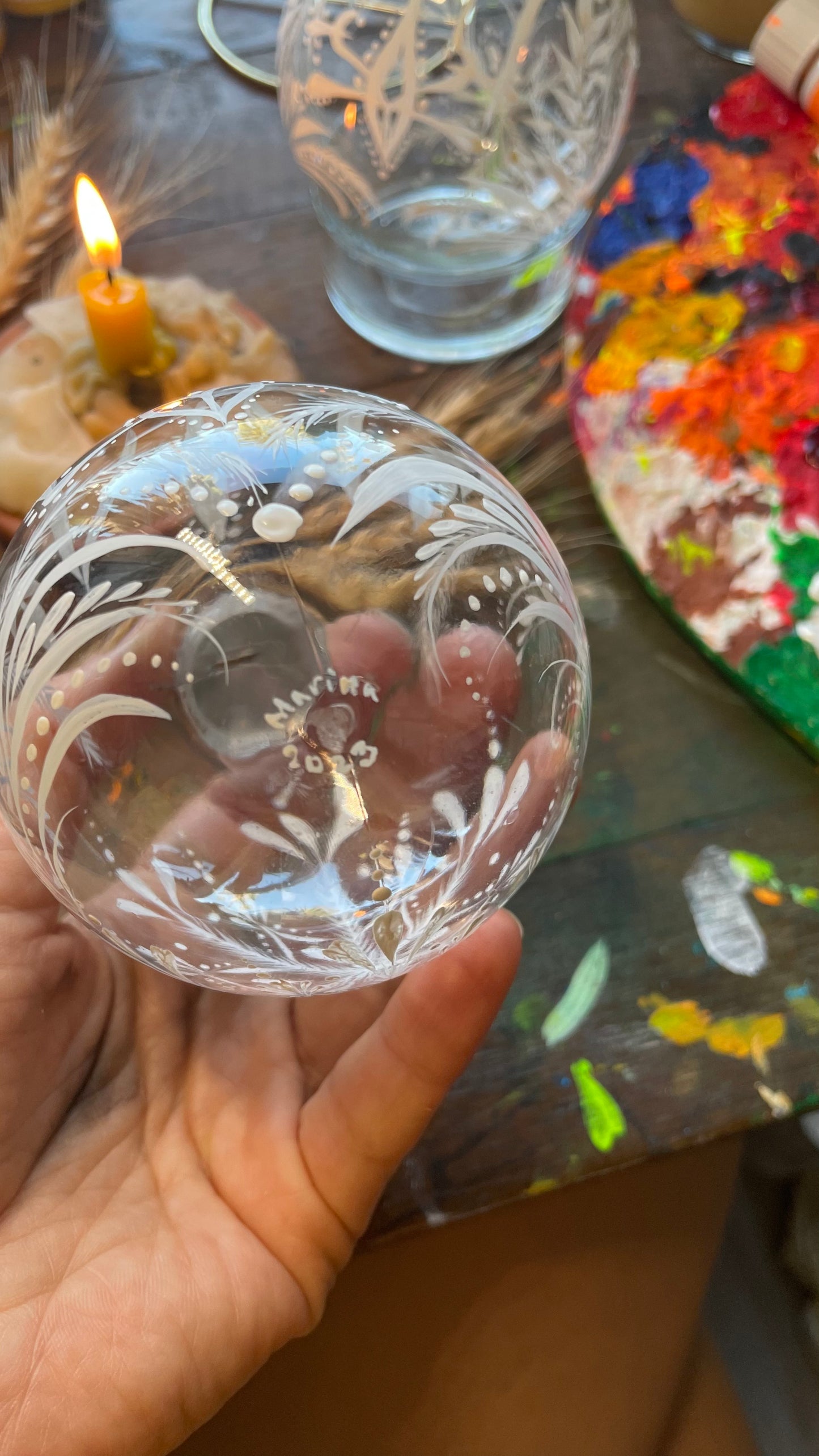 Ornament Trident White