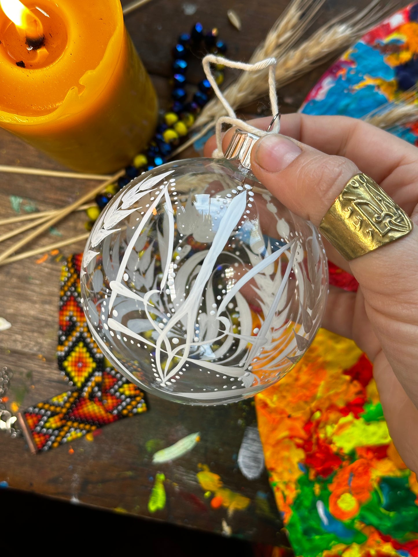 Ornament Trident White