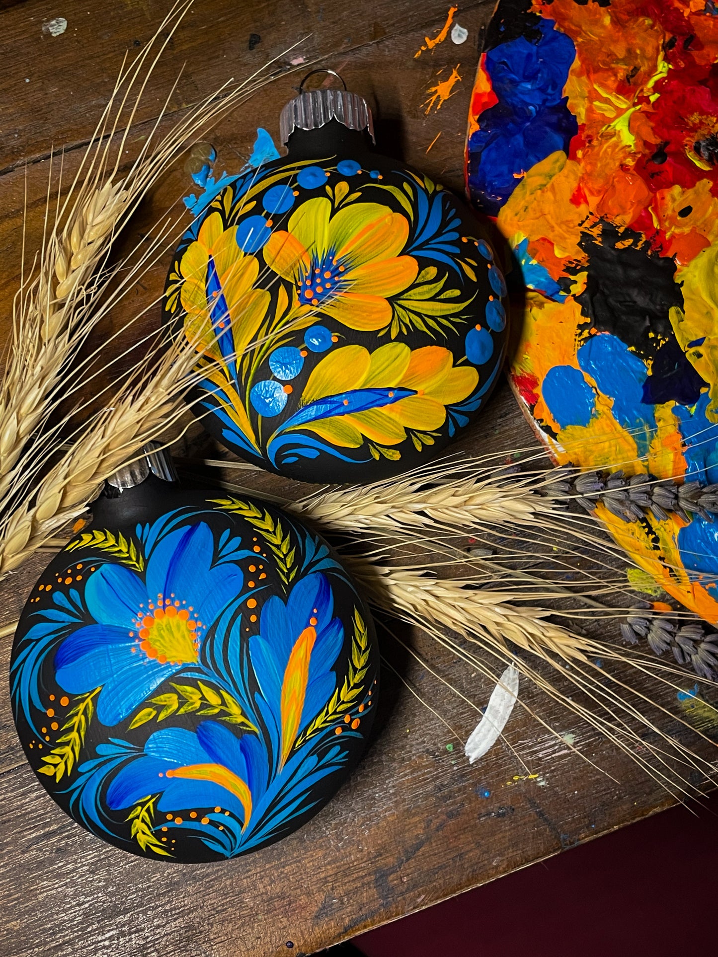 Ornament yellow and blue flower