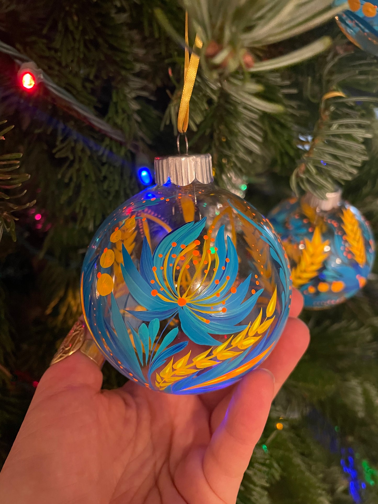 Ornament Blue and Yellow Trident