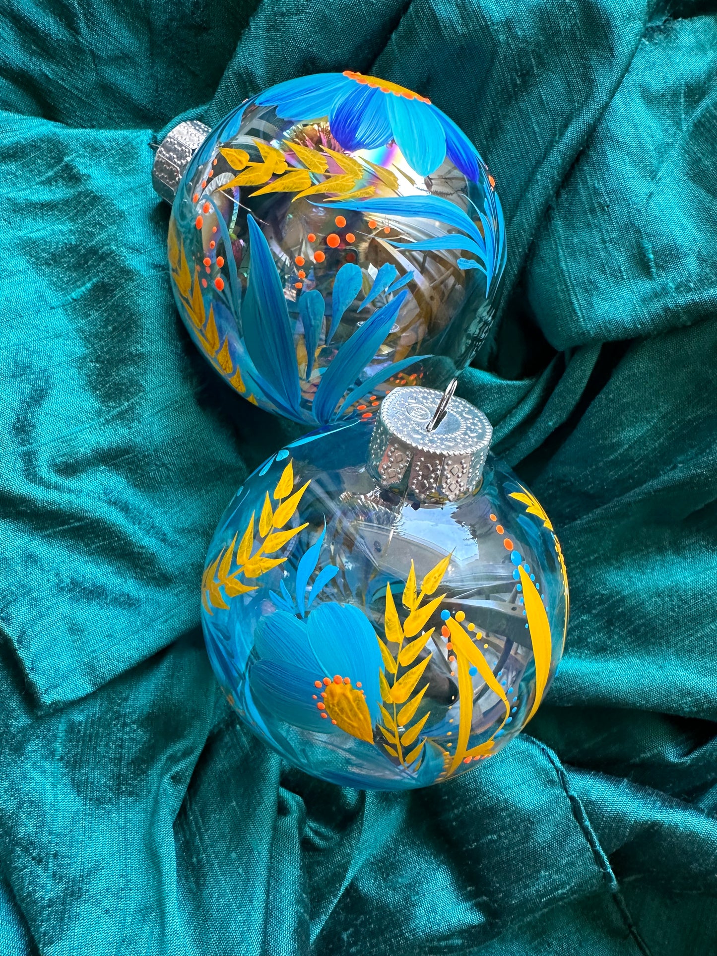 Ornament Blue and Yellow Trident